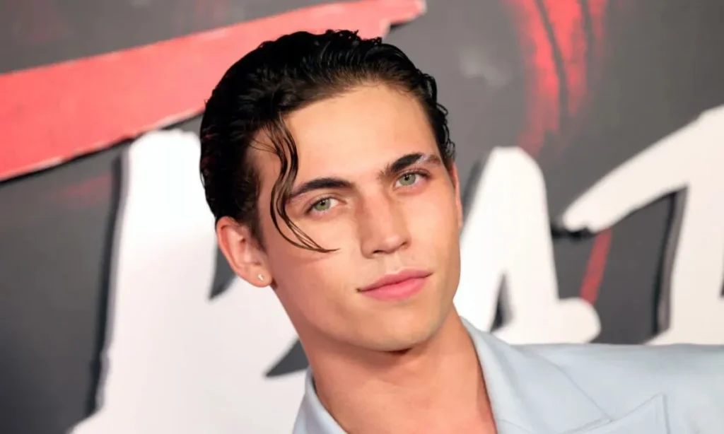 Tanner Buchanan Net worth