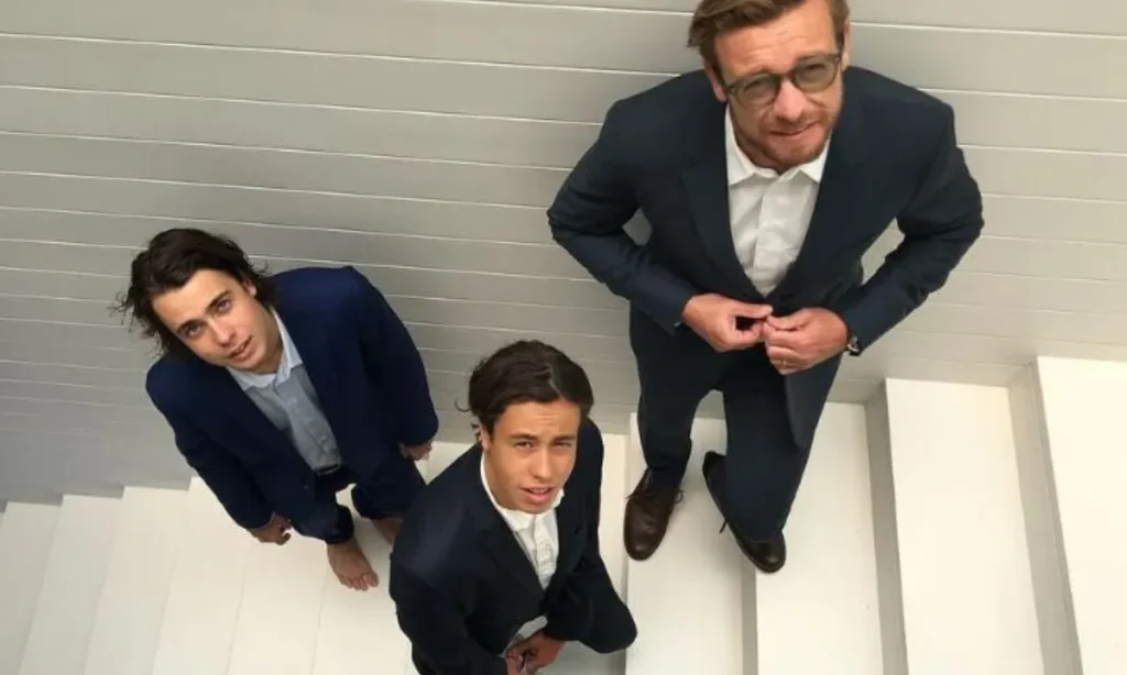 Simon Baker Net Worth