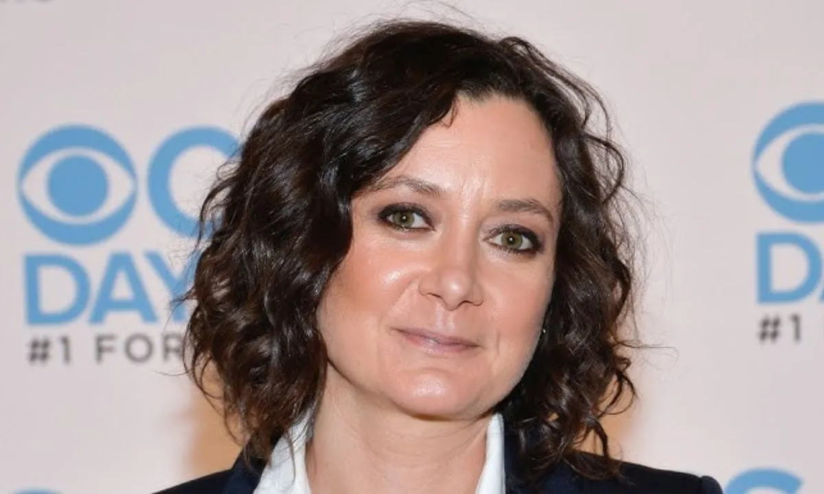 Sara Gilbert Net Worth